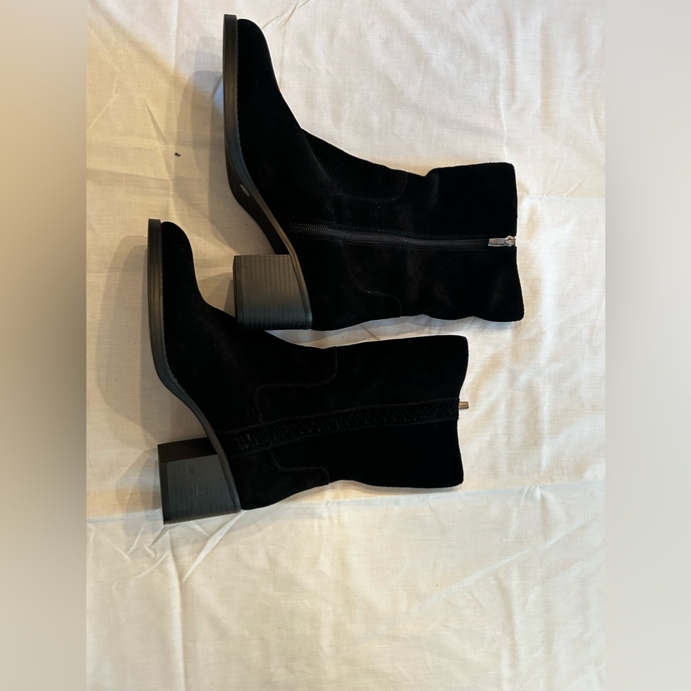 Vince Camuto, Black Suede, Mid calf bootie